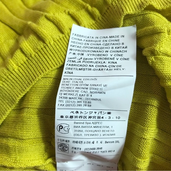 Benetton Small Silk Cotton Chartreuse V-neck Ribbed Sweater Minimalist NEW - Picture 10 of 10